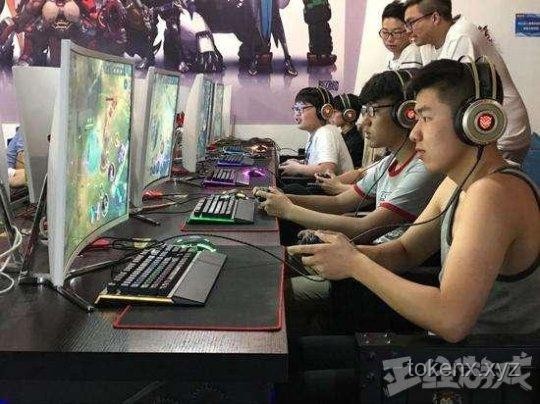 你坚持玩的最久的一款游戏是什么？如何找到并持续享受游戏乐趣
